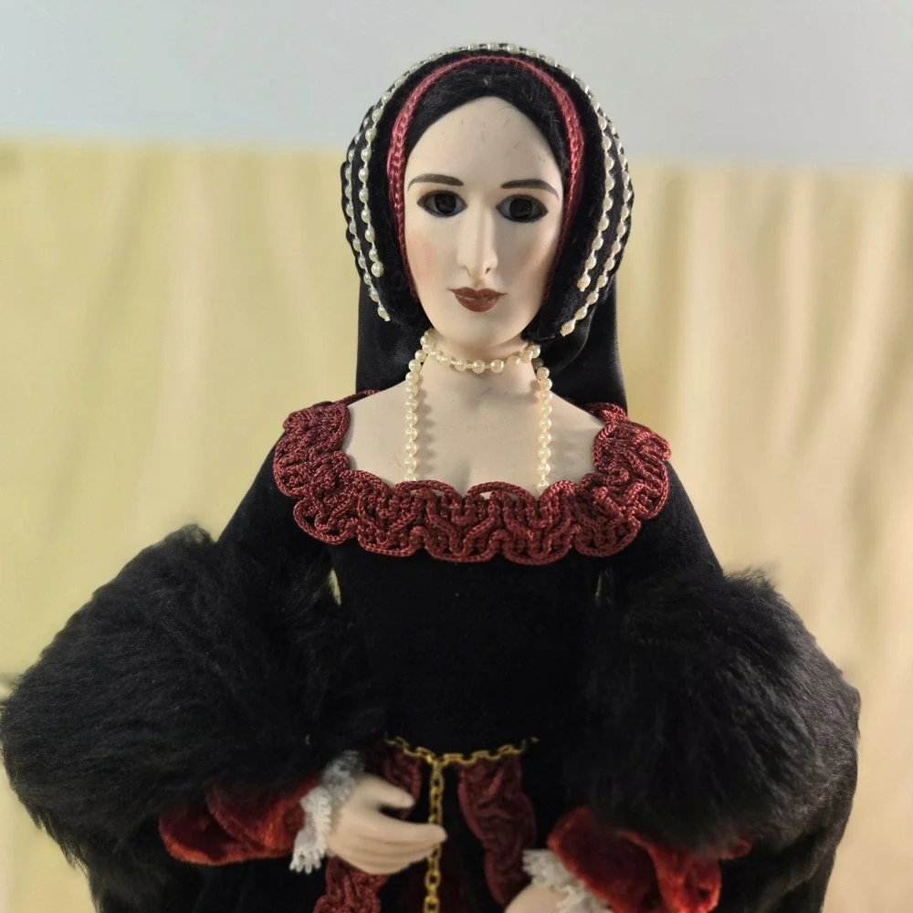 Anne Boleyn Brenda Price Royal Heritage Doll w/ Box 1999 #546 RARE